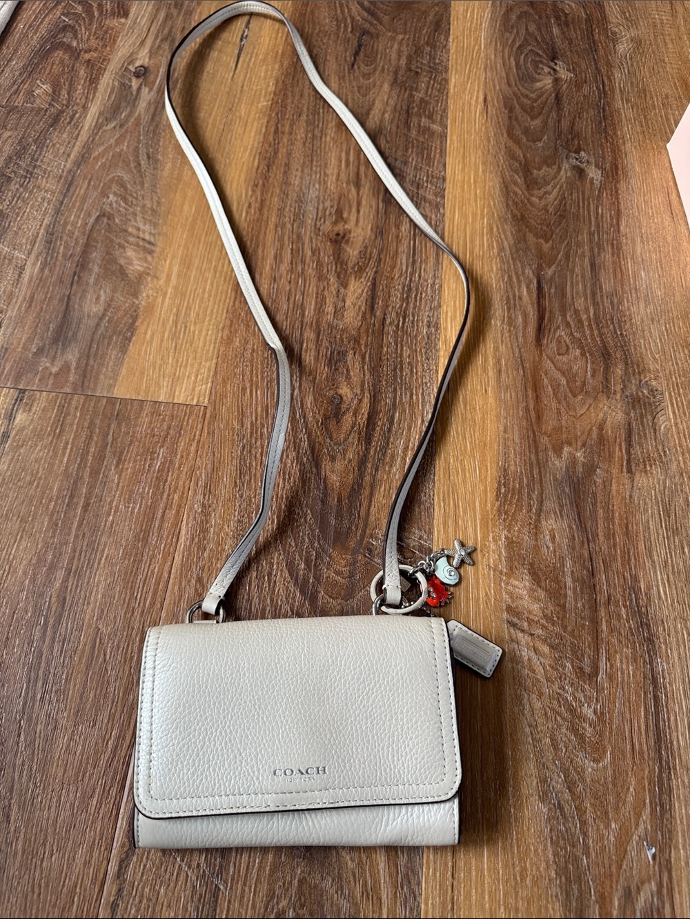 Coach Pebbled Leather Crossbody Wallet - Cream